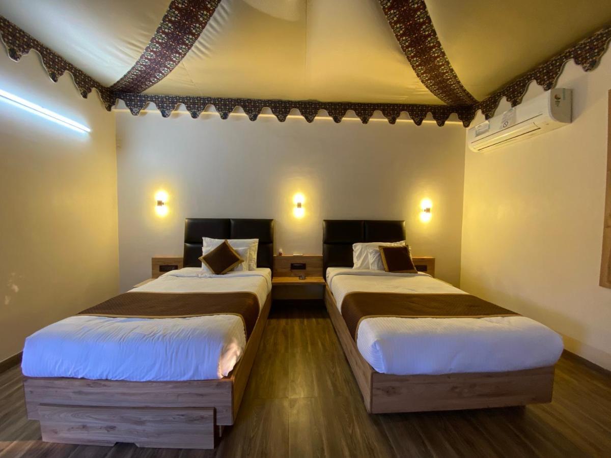City The Village Beach Resort Laeja Exterior foto