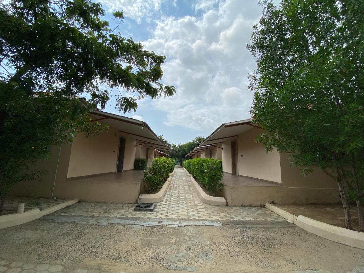 City The Village Beach Resort Laeja Exterior foto