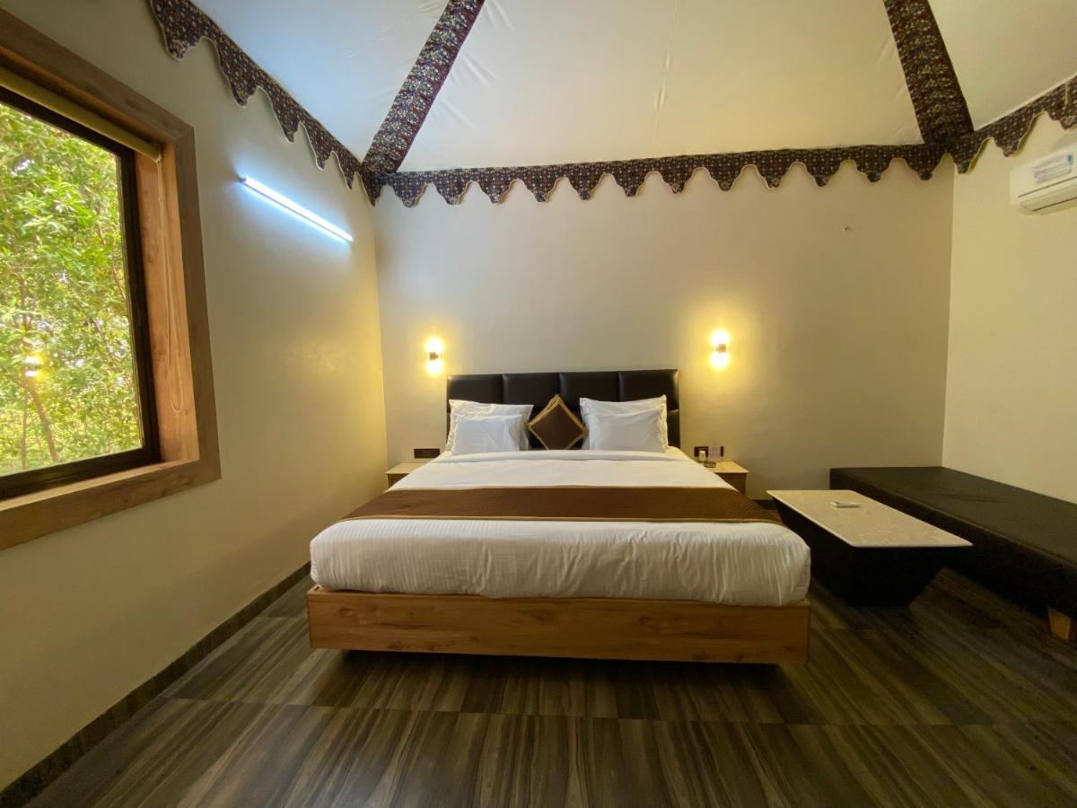 City The Village Beach Resort Laeja Exterior foto