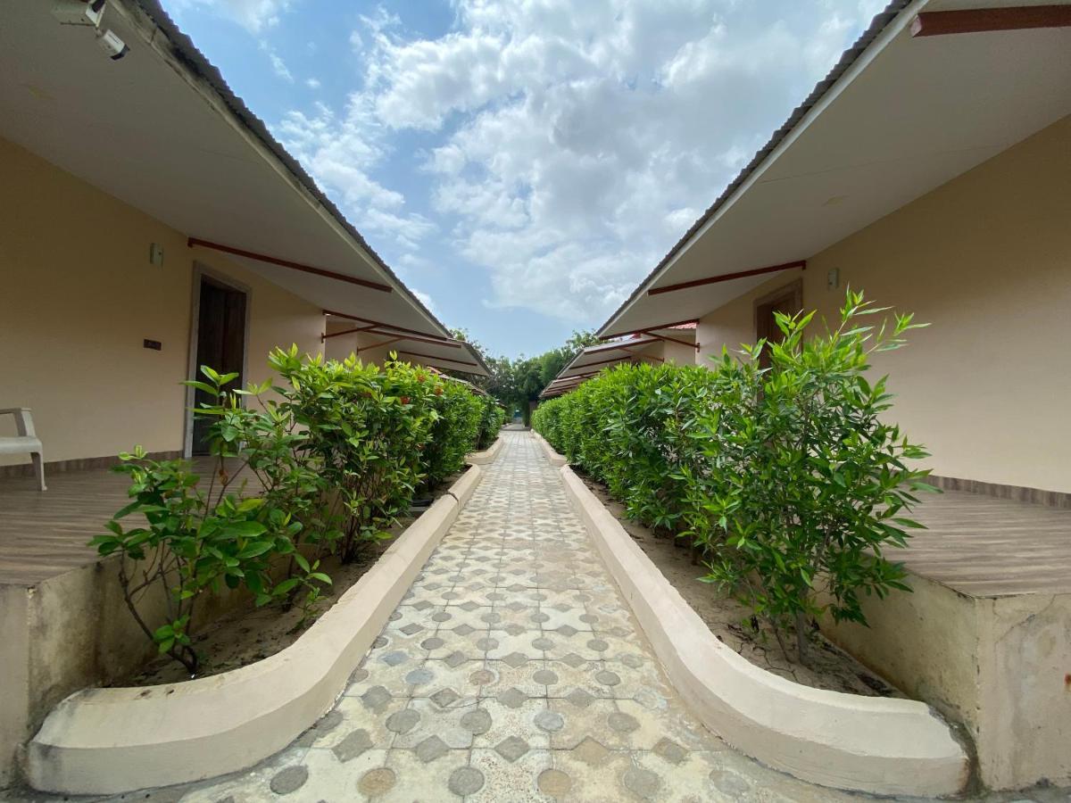 City The Village Beach Resort Laeja Exterior foto