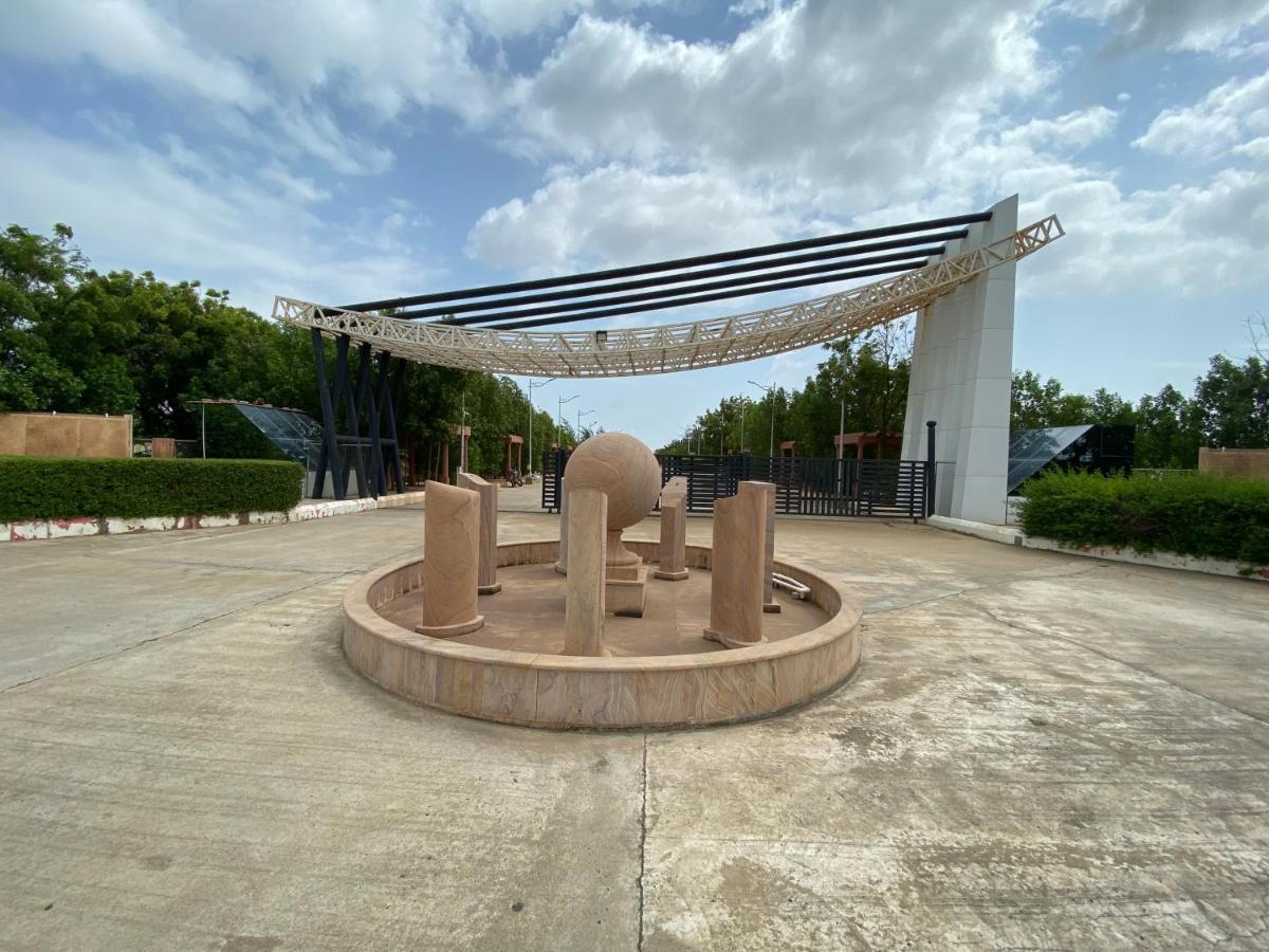 City The Village Beach Resort Laeja Exterior foto